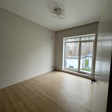 Полтавська вул.