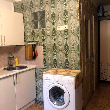 Предславинська вул., 21/23