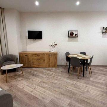 Продам квартиру с ремонтом в ЖК Аквамарин