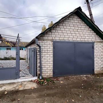 Виїздна вул., 32