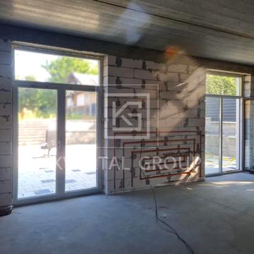 Інститутська, 11