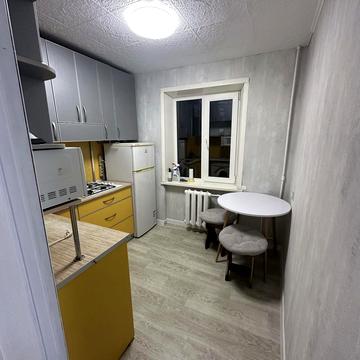 Камяногірська вул., 2