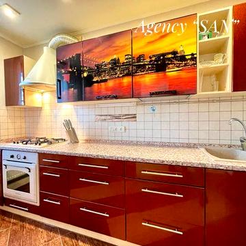 Здаю в оренду квартиру в Центрі вул. Новомістенська