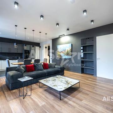 Ярославів Вал вул., 19