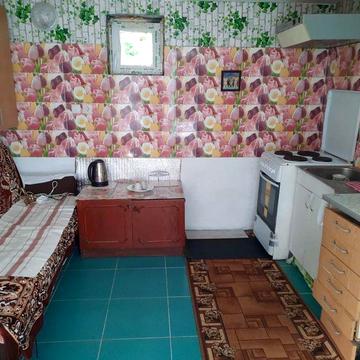 Здам частину будинку