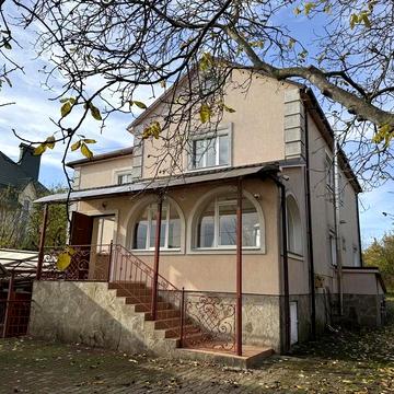 Будинок під Києвом поруч | 414м2| 24 сотки| Крюківщина поруч з ОЗЕРОМ