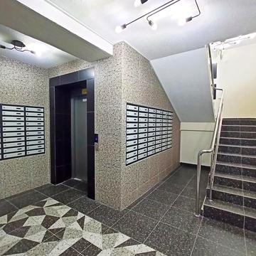 Любецька вул., 114