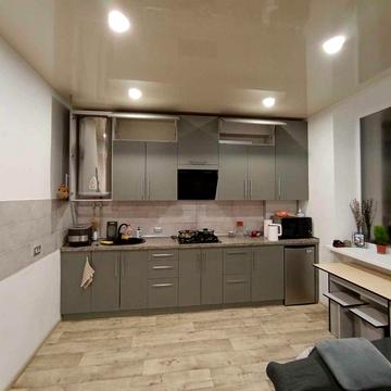 ТЕРМІНОВИЙ ПРОДАЖ 1-кімн. великогабаритної з АЕО в центрі Соцміста(А)