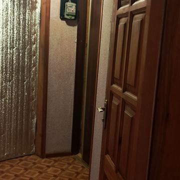 Центральна, 12