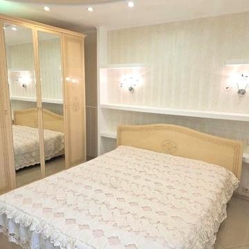 Антоновича вул. (Горького), 164