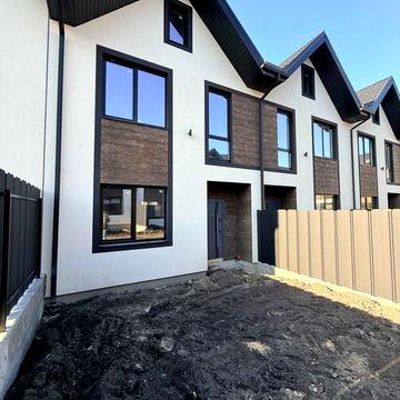 Продам Таунхаус. Автономне Газове Опалення. Поруч Бучанський Парк !!!