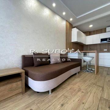 Івана Акінфієва вул. (Фучика), 30-А