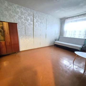 Кленова вул., 5