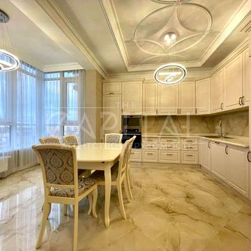 Лесі Українки бульв., 7-В