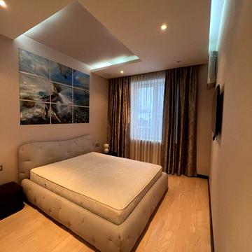 Джона Маккейна вул. (Івана Кудрі), 13/2