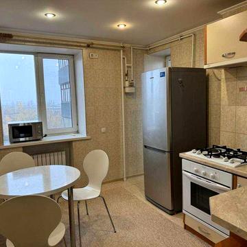 Сдам 1-но комн кв-ру правый берег ж/м Сокол-1