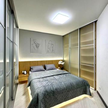 Олександра Мишуги вул., 2