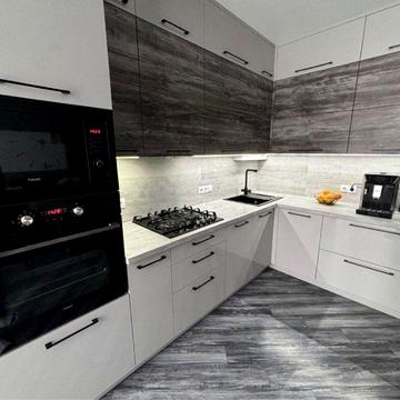 Ексклюзивна дворівнева квартира 80м2. Вся інфраструктура поруч! Газ