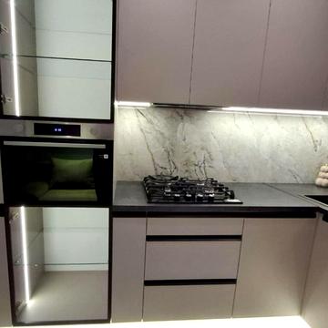 Зелена вул., 3