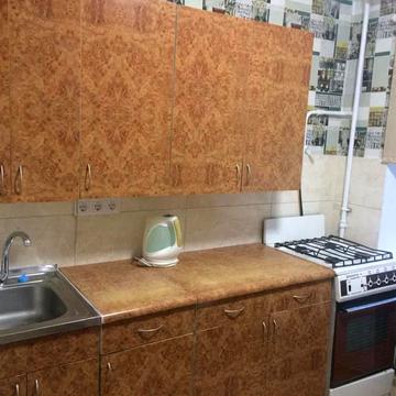 Ольжича вул., 14