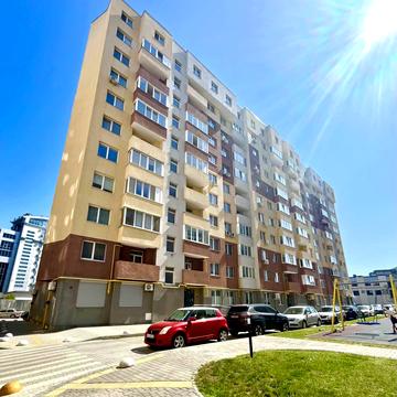 Угорська вул., 14