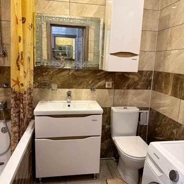 Сергія Барсукова вул. (Федоренка), 12