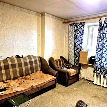 Продам срочно 1 комнатную квартиру в центре.