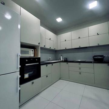 Вячеслава Липинського вул. (), 28