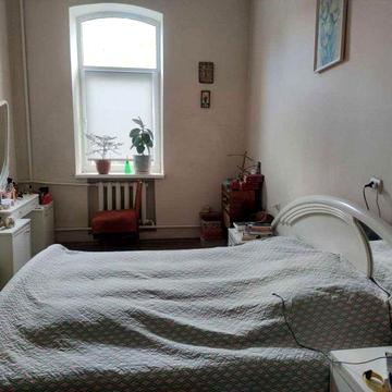 Продаж 2-кім. квартири на вул. Снопківська