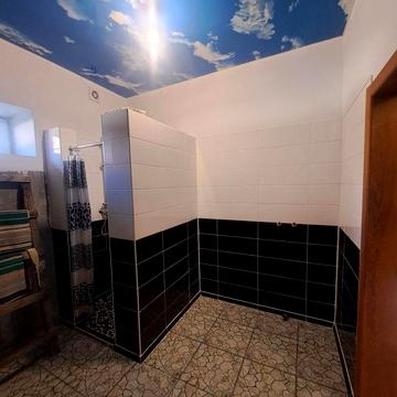 Здається будинок в межах міста