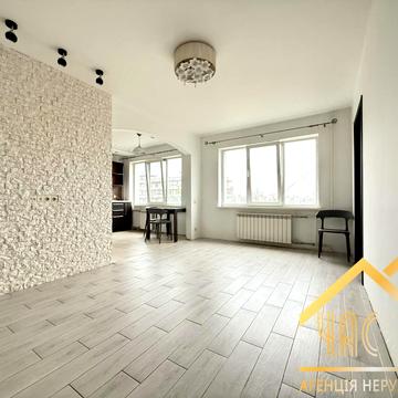 Йорданська вул. (Лайоша Гавро), 16