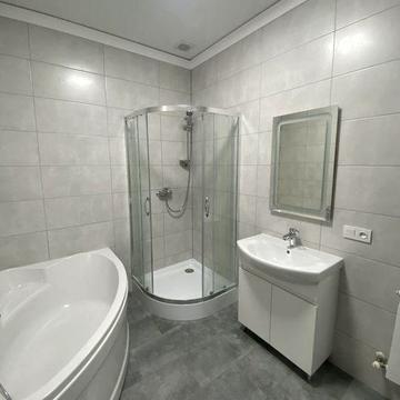 Продам 3 к квартиру,сталінку м. Камянське. /Ремонт/ Газове опалення.