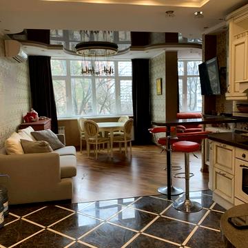 Львівська вул., 22