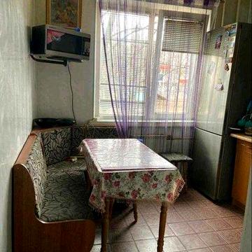 Продам 3х кімн 2/9 Гвардійців Широнінців