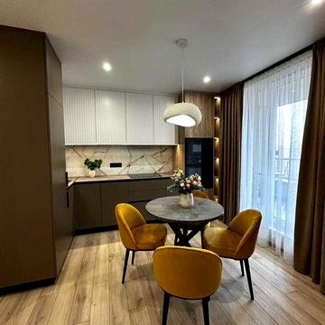 Оренда 2-кім. квартири на вул. Зелена