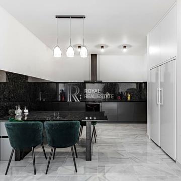 Андрія Верхогляда вул. (Михайла Драгомирова), 14-А