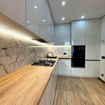 Пасічна вул., 150