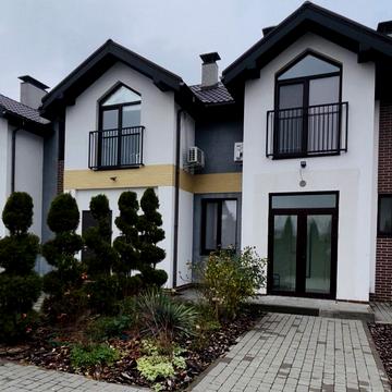 Центральна