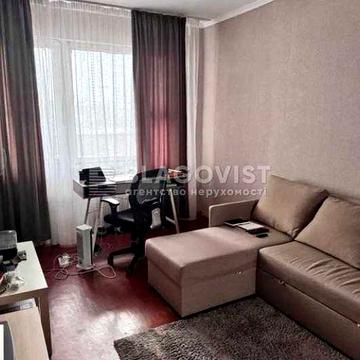 Продаж 2К квартири ст.м. Святошено