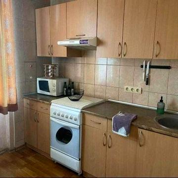 Продаю ізольовану 1-кімнатну квартиру на Одеській