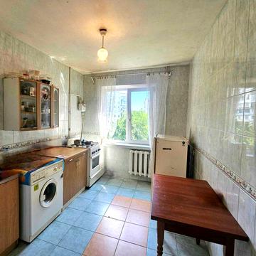 Європейська 33, 2к. 53 м., тимчасова оренда! Центр Вишневе!