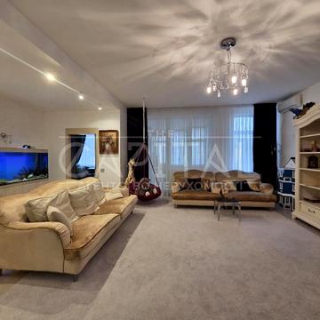 Старонаводницька вул., 13