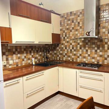 Антоновича вул. (Горького), 32