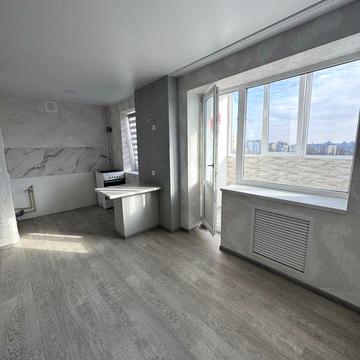 Однокімнатна з капітальним ремонтом. Центр. Вулиця Британська