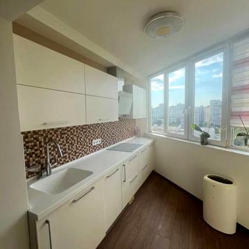 Драгоманова вул., 12-А