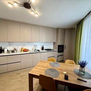 Здам 2-кімнатну квартиру в центрі