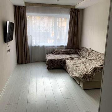 Продам квартиру на петровского