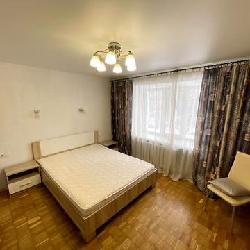 Карела Чапека вул. (Юліуса Фучика), 13