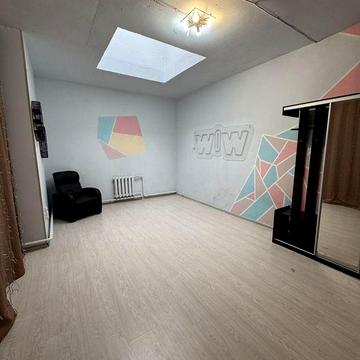 Здається трьох кімнатна квартира Деснянський р-н