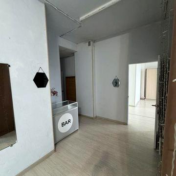 Здається трьох кімнатна квартира Деснянський р-н